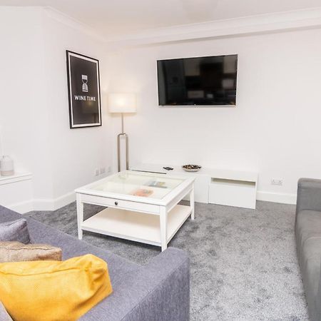 D'City Apartment, Up To 5 Guests ดันดี ภายนอก รูปภาพ